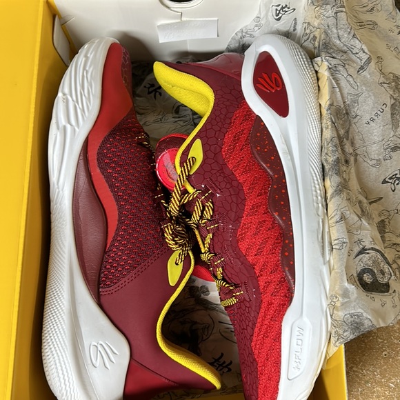 Curry 11 Fire Men’s Shoes - Picture 6 of 7